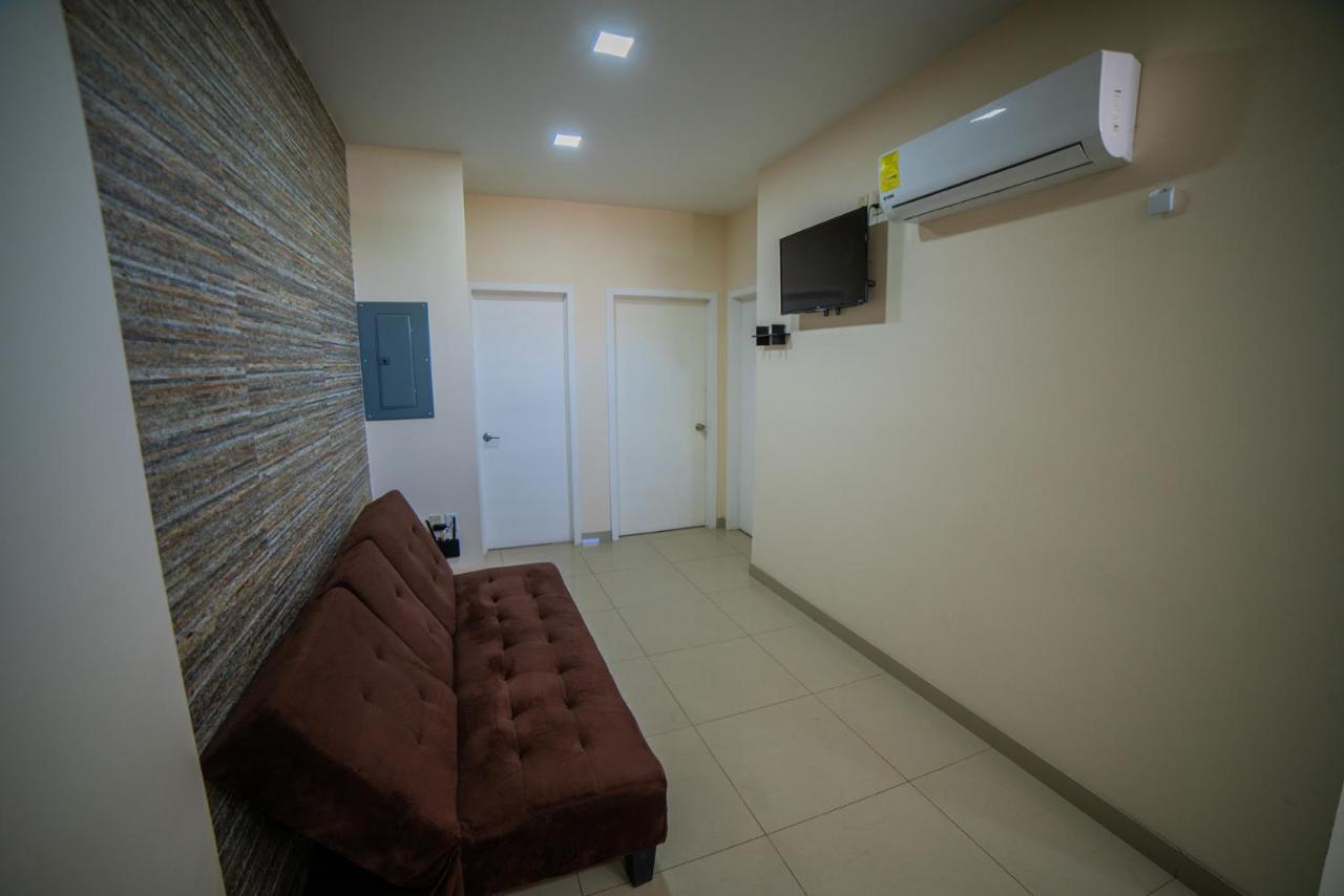 California Comfort & Suites Los Algodones エクステリア 写真
