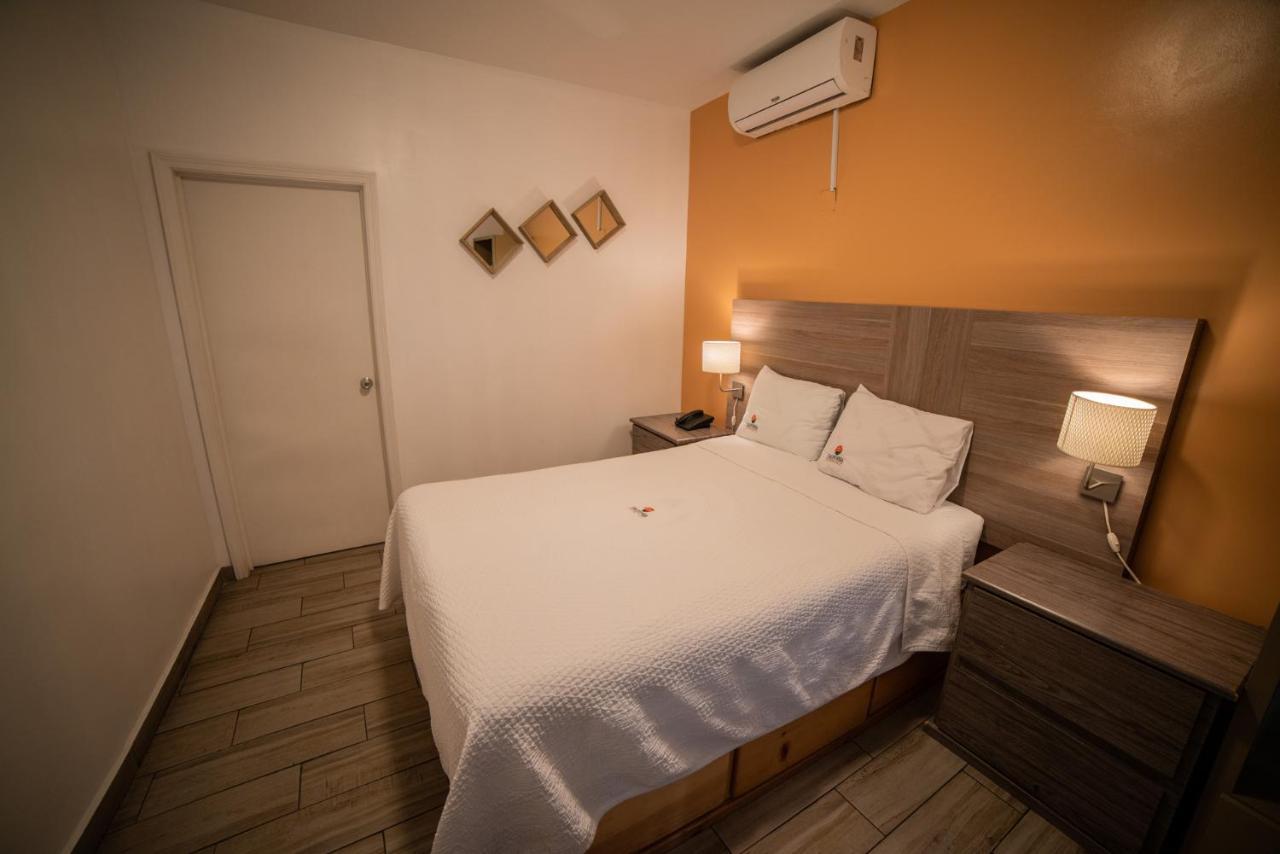 California Comfort & Suites Los Algodones エクステリア 写真